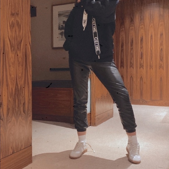 XS Black Faux Leather Jogger Pants - Picture 1 of 9